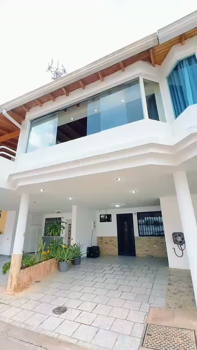 Townhouse en Terrazas del Sol 2, La Castellana — foto 1 de 1