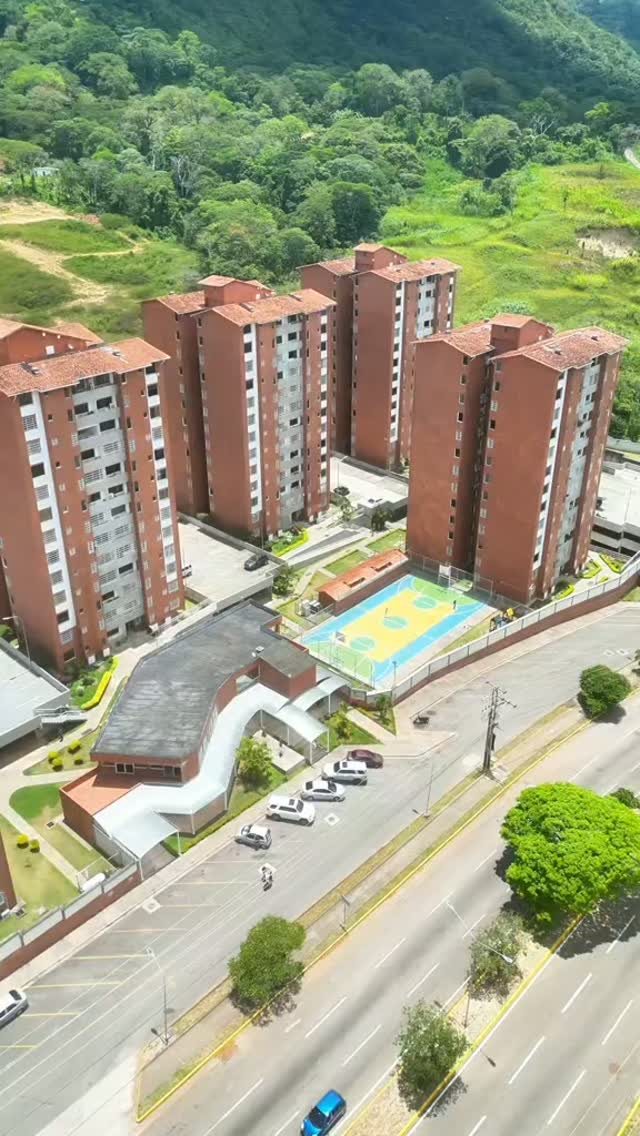 Apartamento en planta baja, Residencias Serranía — foto 1 de 1