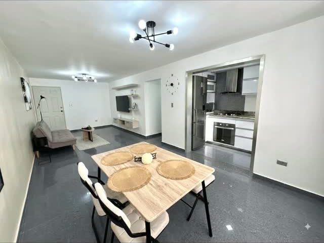 Apartamento en Residencias Serranía, piso 9 — foto 1 de 1